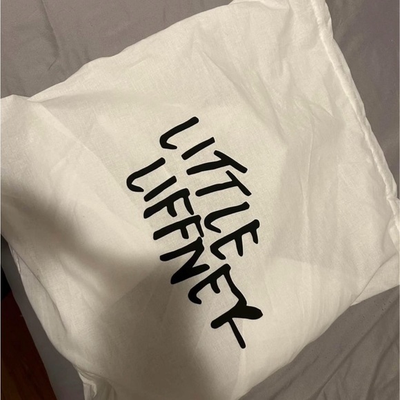 Little Liffner - Tulip Shoulder Bag in Bordeaux - Picture 5 of 7